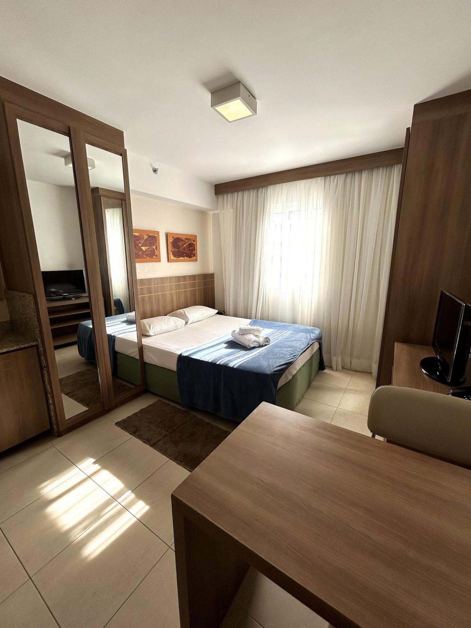 Sm1214 Flat Com Excelente Localizacao Em Regiao Central 巴西利亚 外观 照片